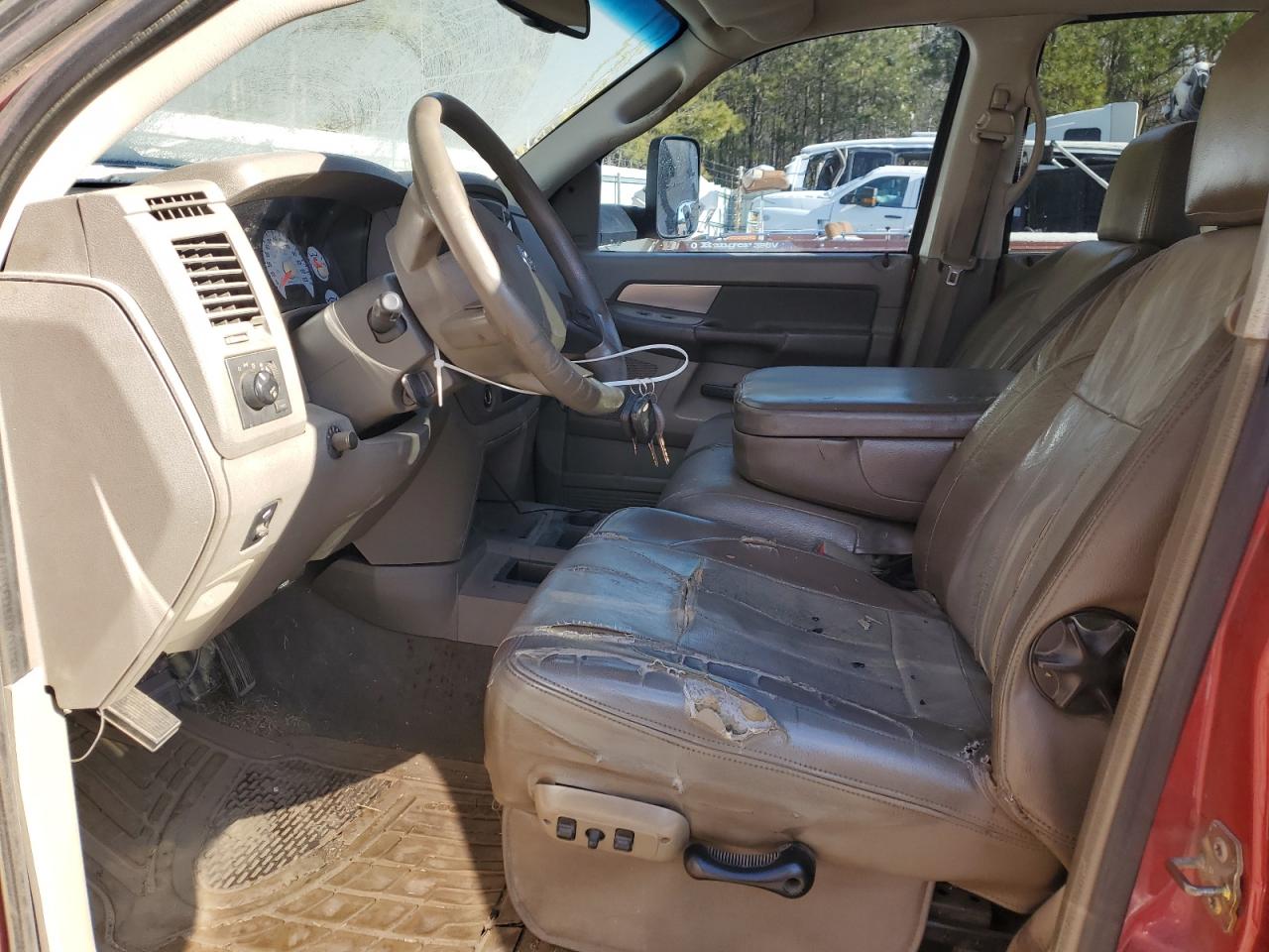 2007 Dodge RAM - Image 7