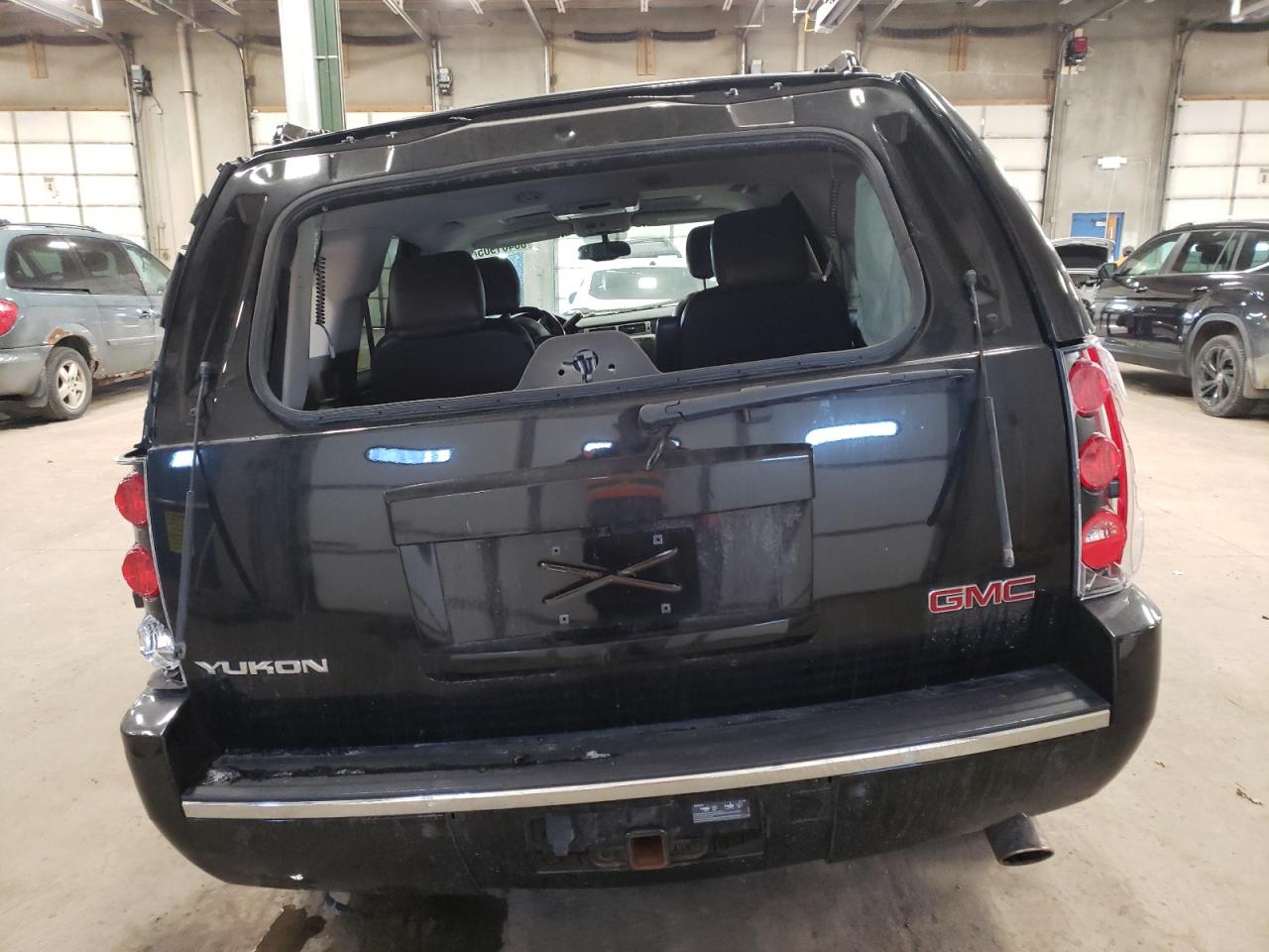 2013 GMC Yukon - Image 6