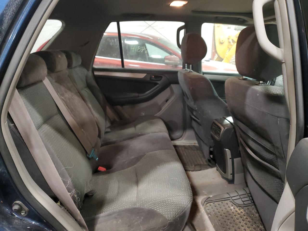 2005 Toyota 4Runner - Image 10