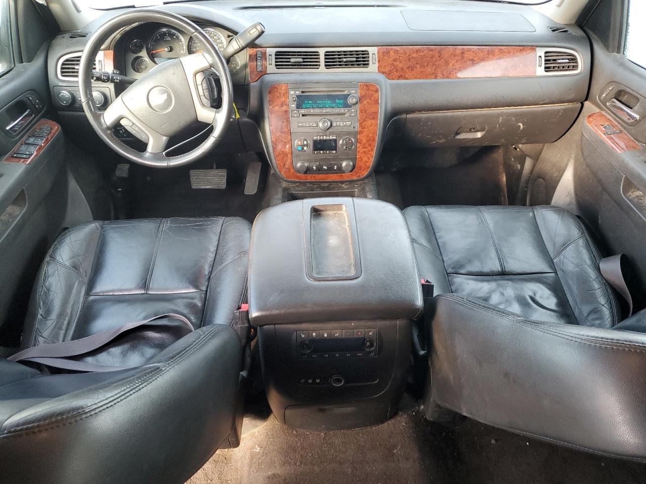 2014 Chevrolet Suburban K1500 Lt VIN: 1GNSKJE71ER240537 Lot: 41891535