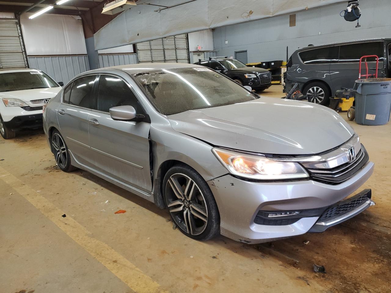 2017 Honda Accord - Image 4