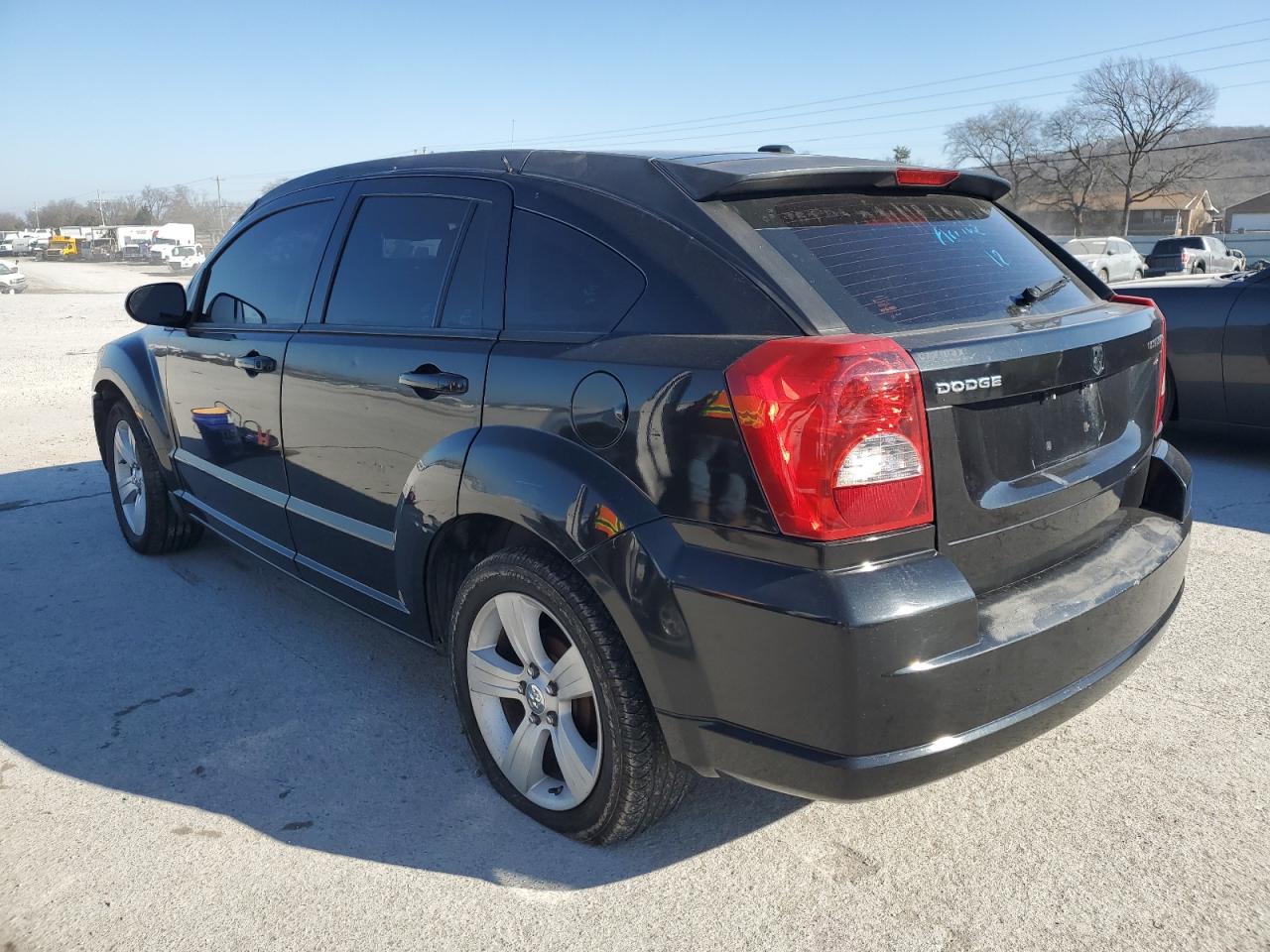 2011 Dodge Caliber - Image 2