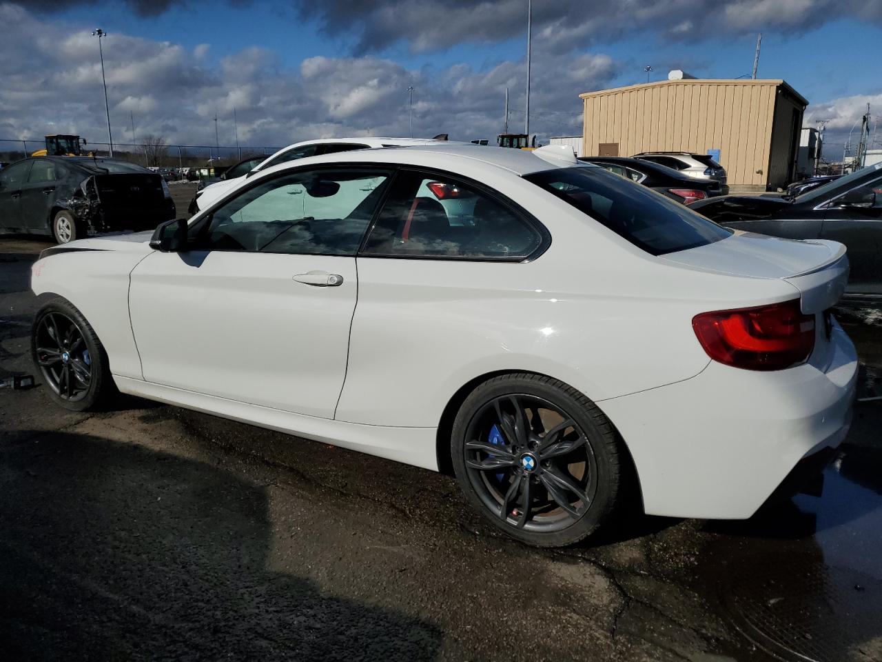 2017 BMW M2 - Image 2
