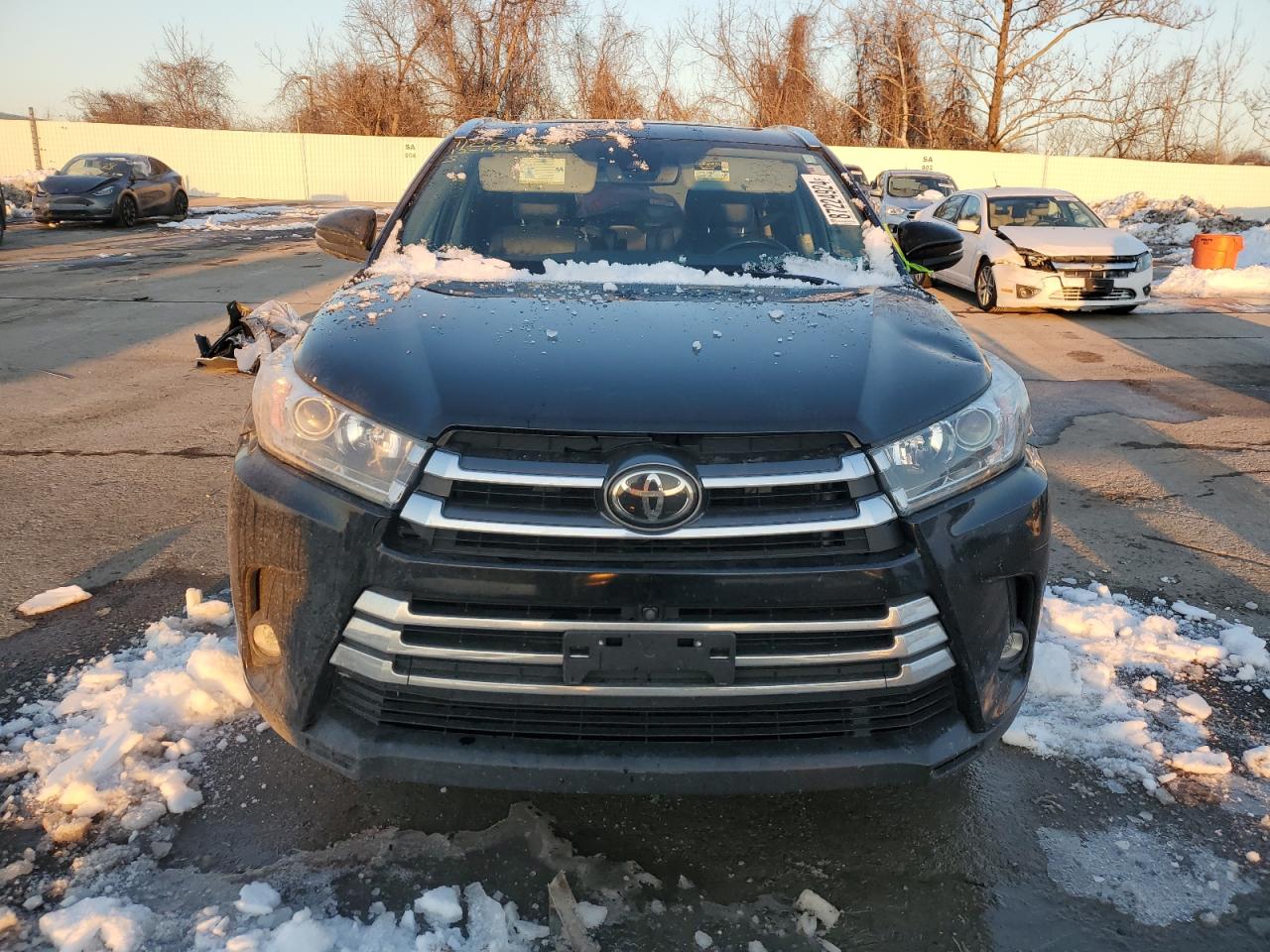 2019 Toyota Highlander - Image 5