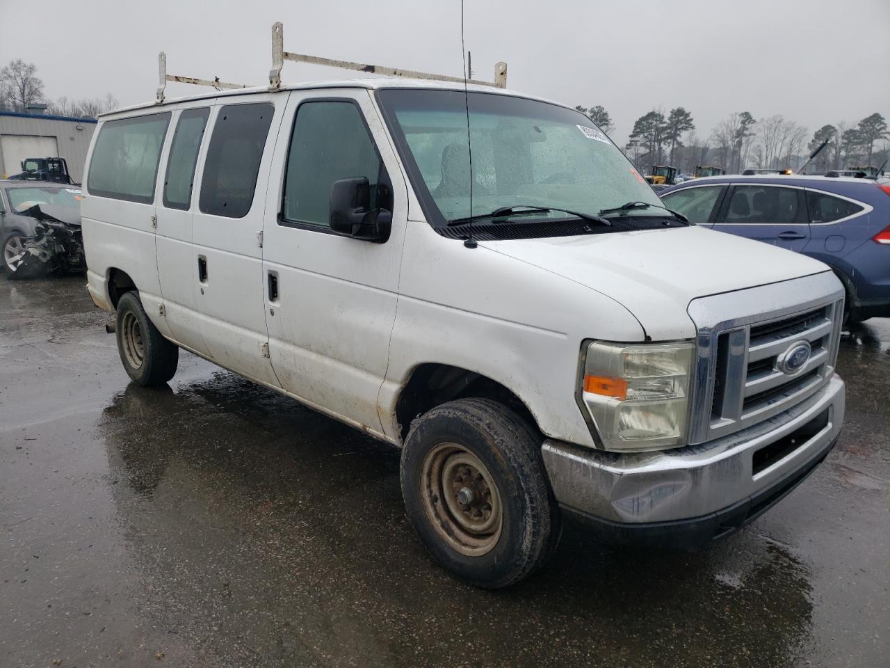2009 Ford Econoline - Image 4