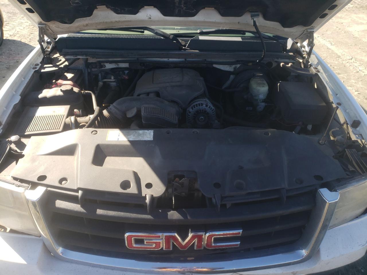 2007 GMC Sierra - Image 12