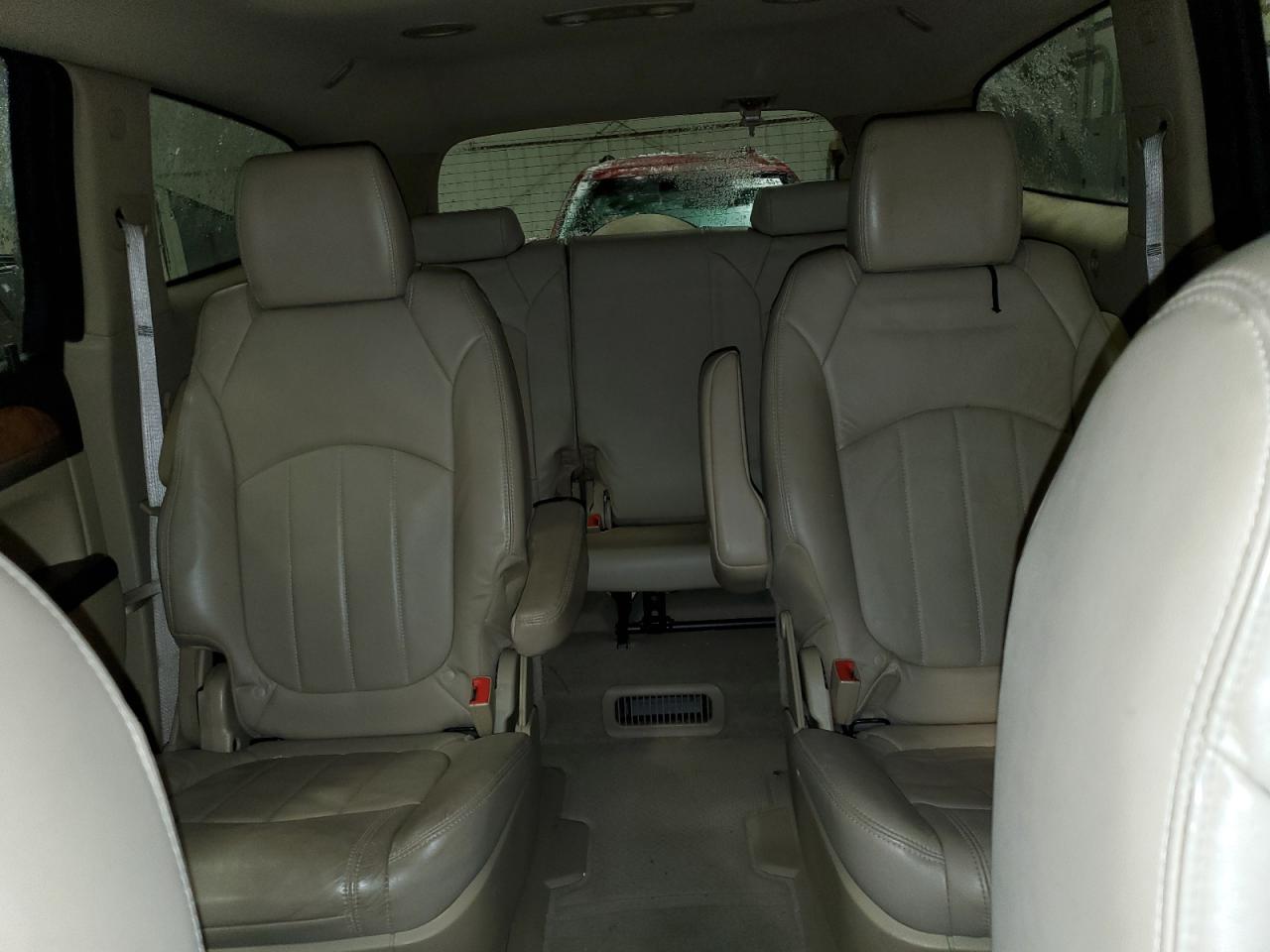2011 Buick Enclave - Image 10