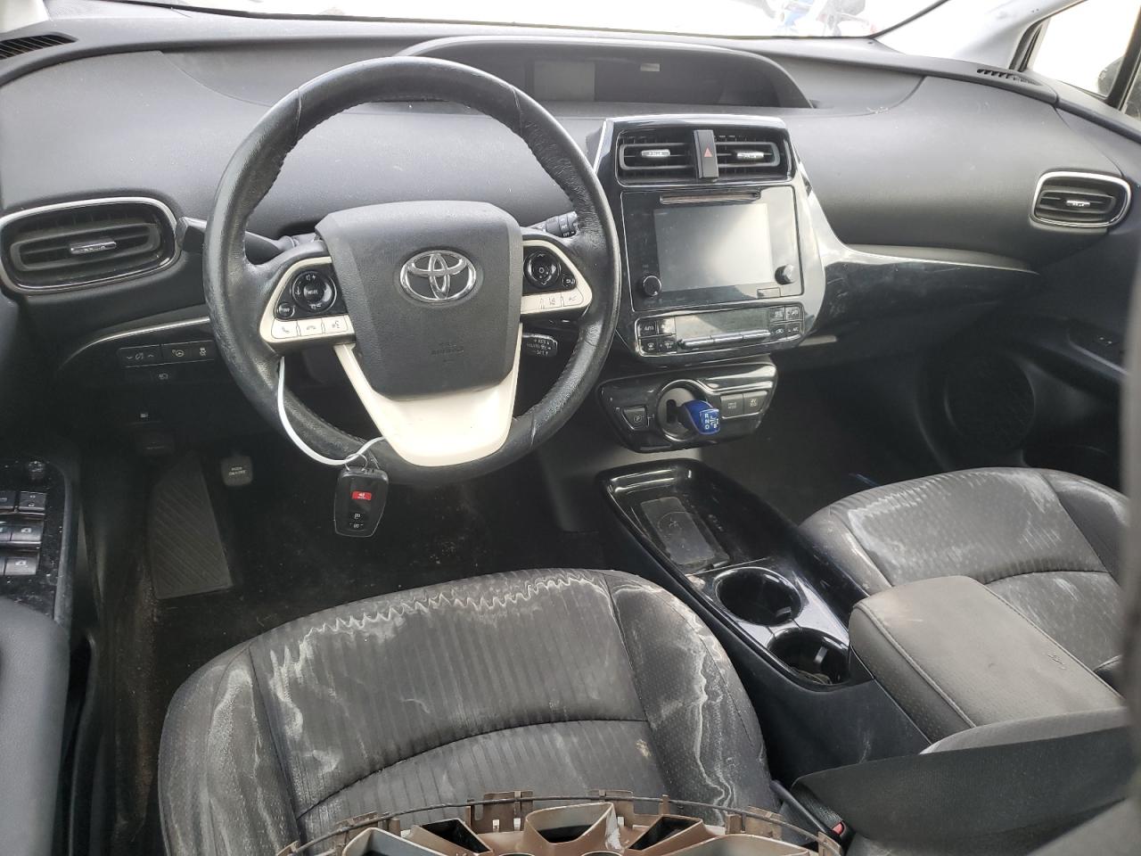 VIN JTDKARFUXJ3545286 2018 TOYOTA PRIUS no.8