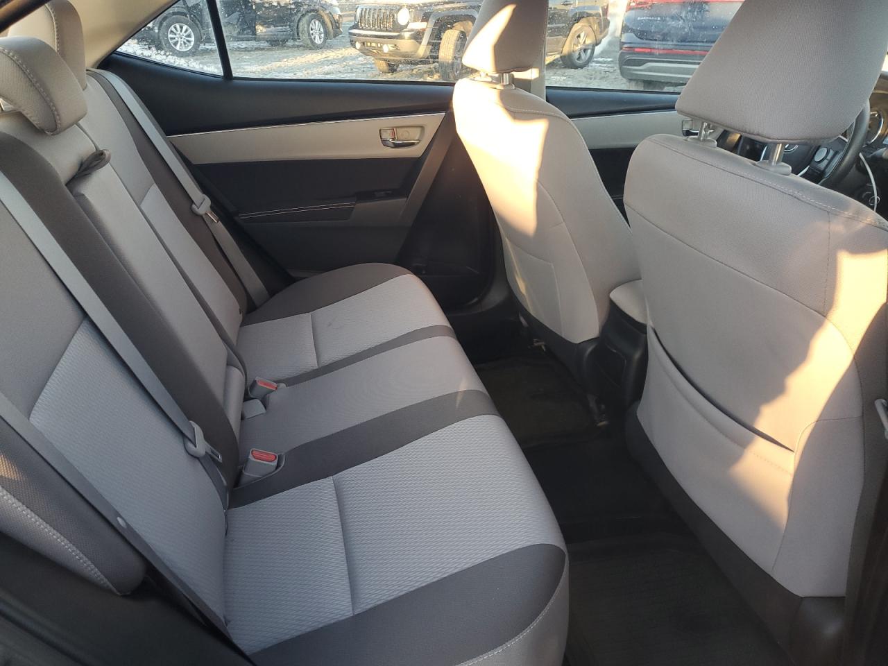 2017 Toyota Corolla - Image 10