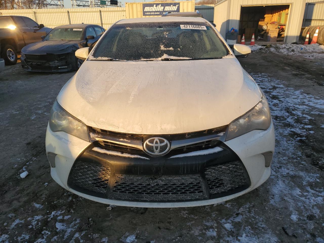 2015 Toyota Camry - Image 5