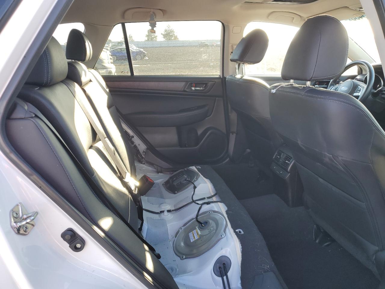 2017 Subaru Outback - Image 11