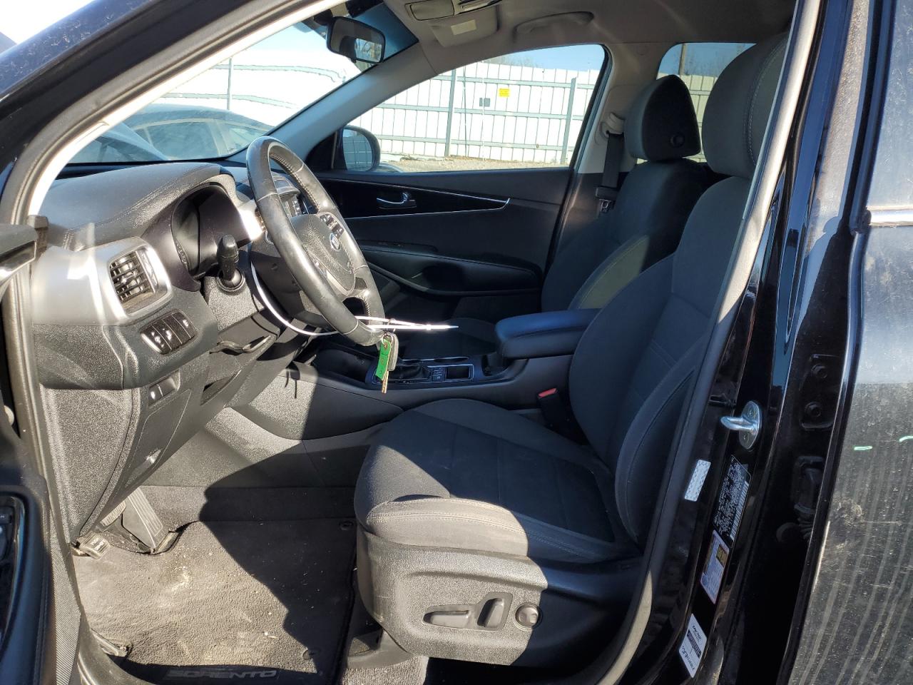 2019 Kia Sorento - Image 7
