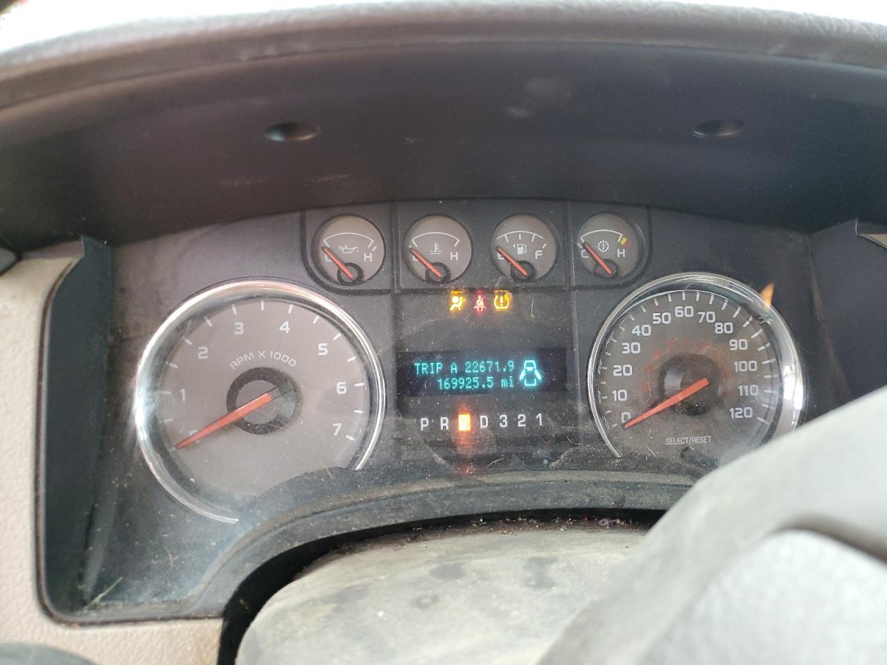 2010 Ford F-150 - Image 9