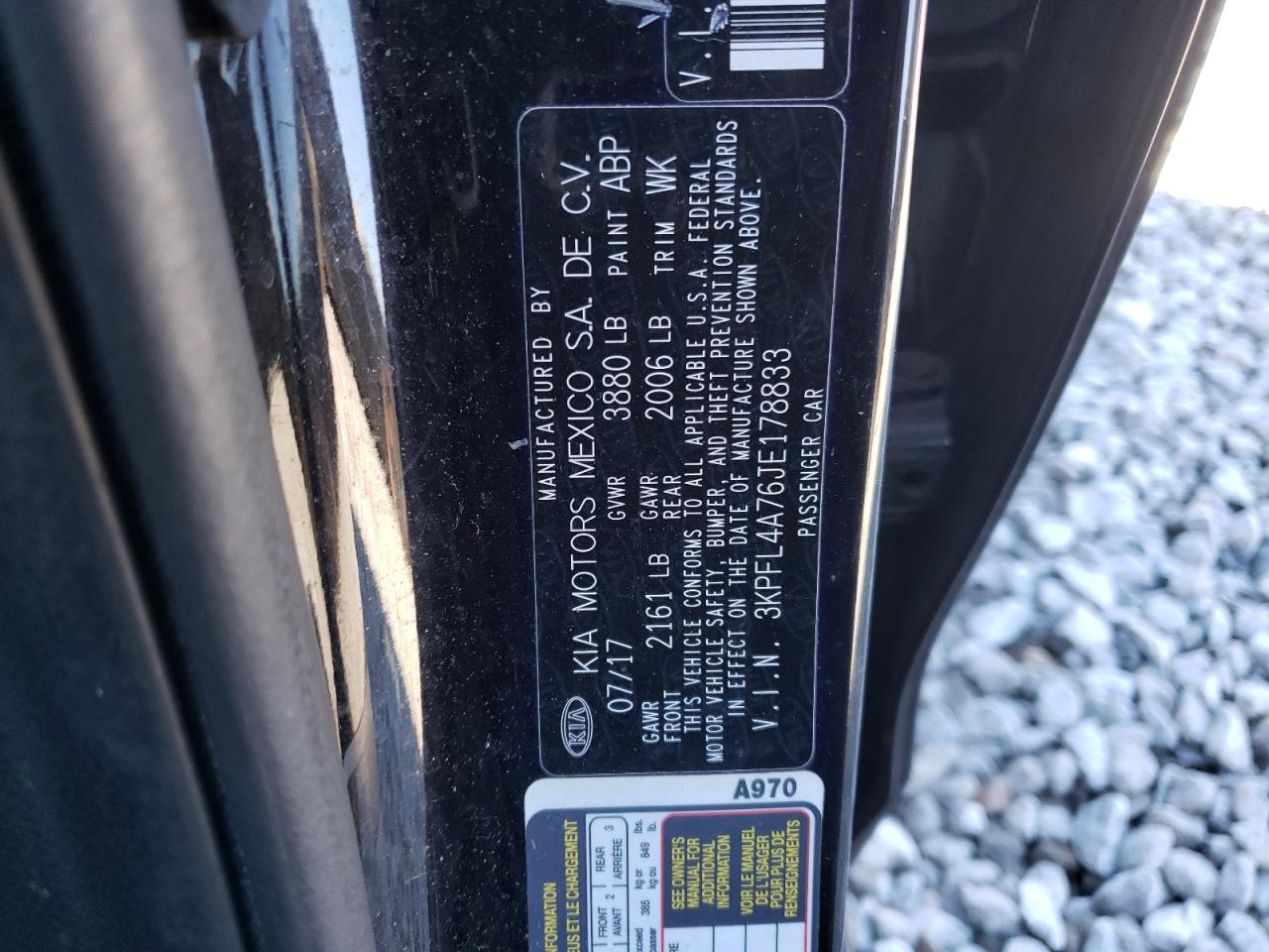 2018 Kia Forte - Image 12