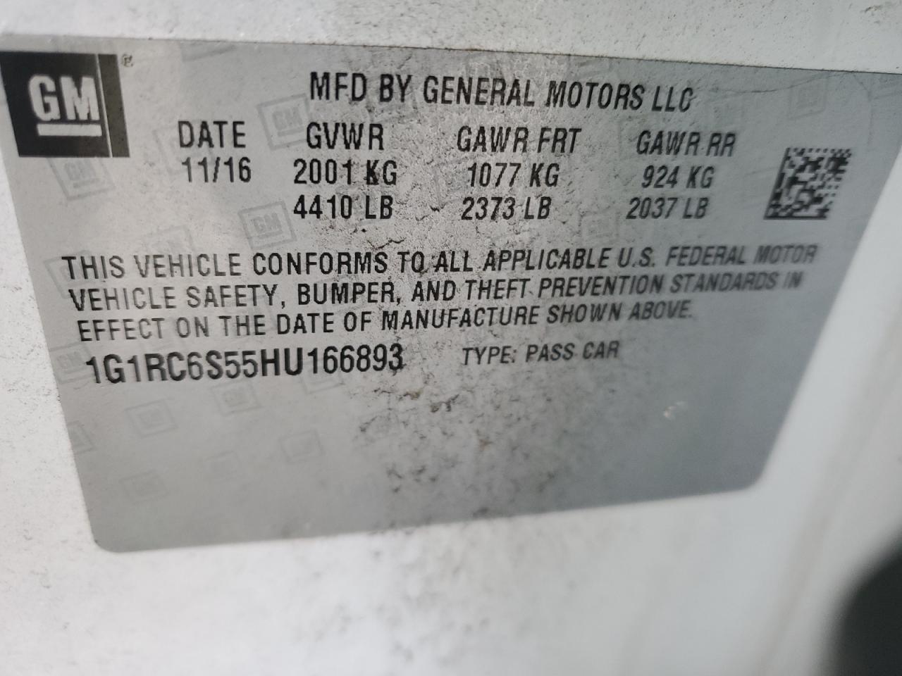 2017 Chevrolet Volt - Image 12