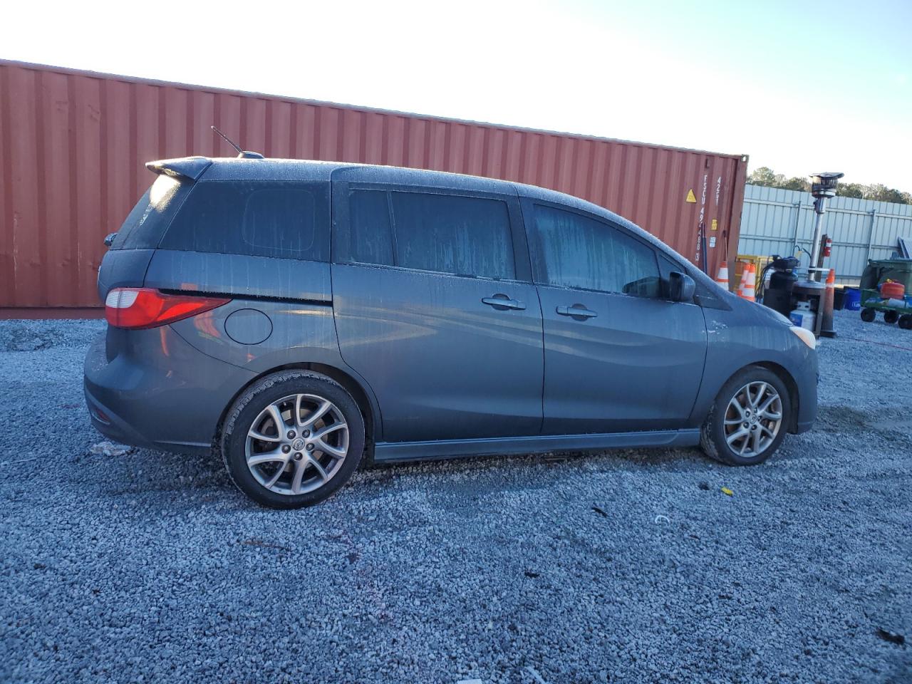 2012 Mazda 5 - Image 3