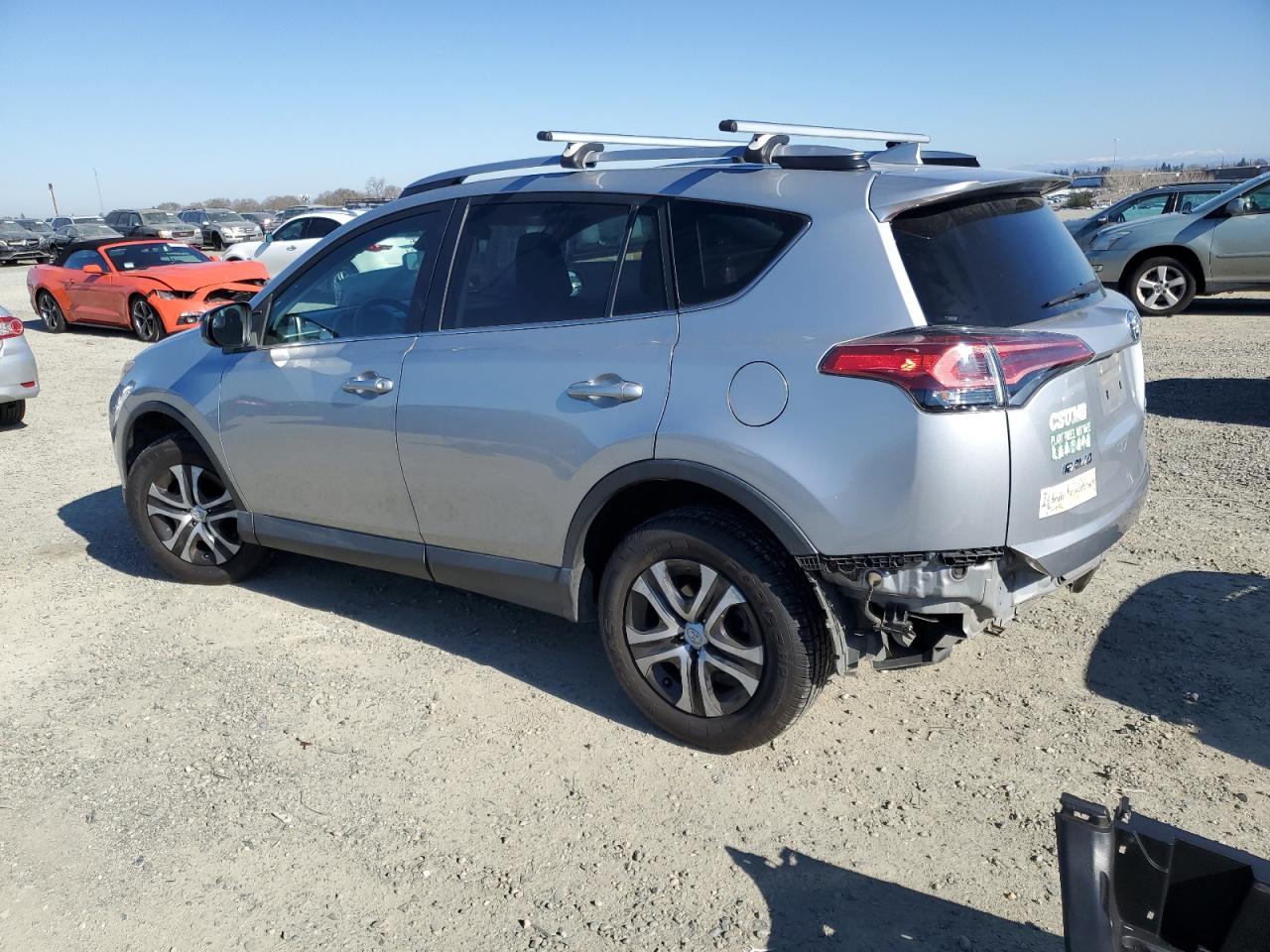 2018 Toyota RAV 4 - Image 2