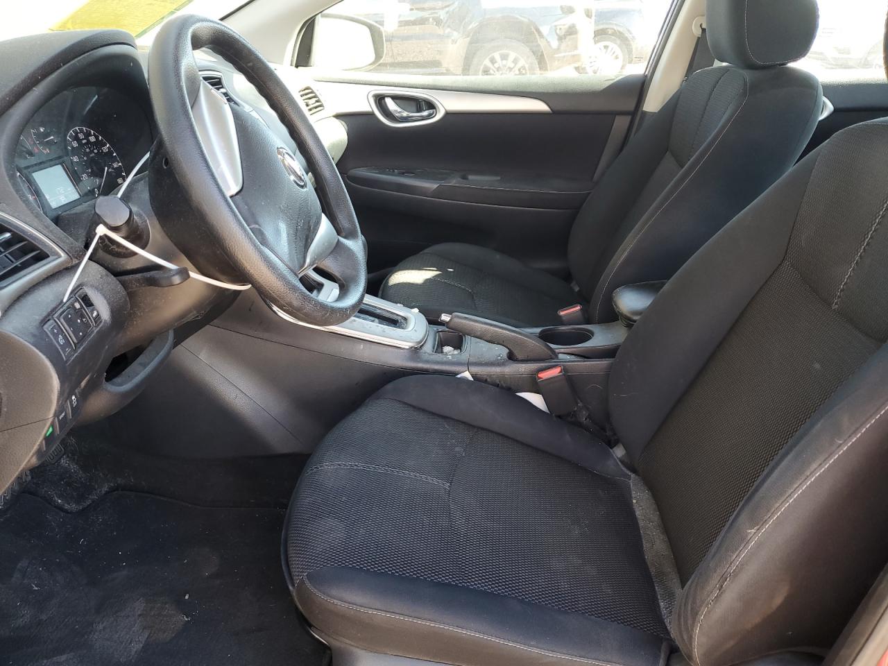 2014 Nissan Sentra - Image 7