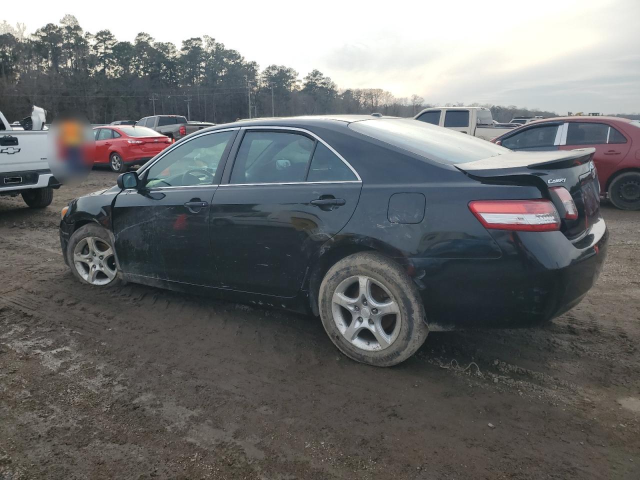 2010 Toyota Camry - Image 2