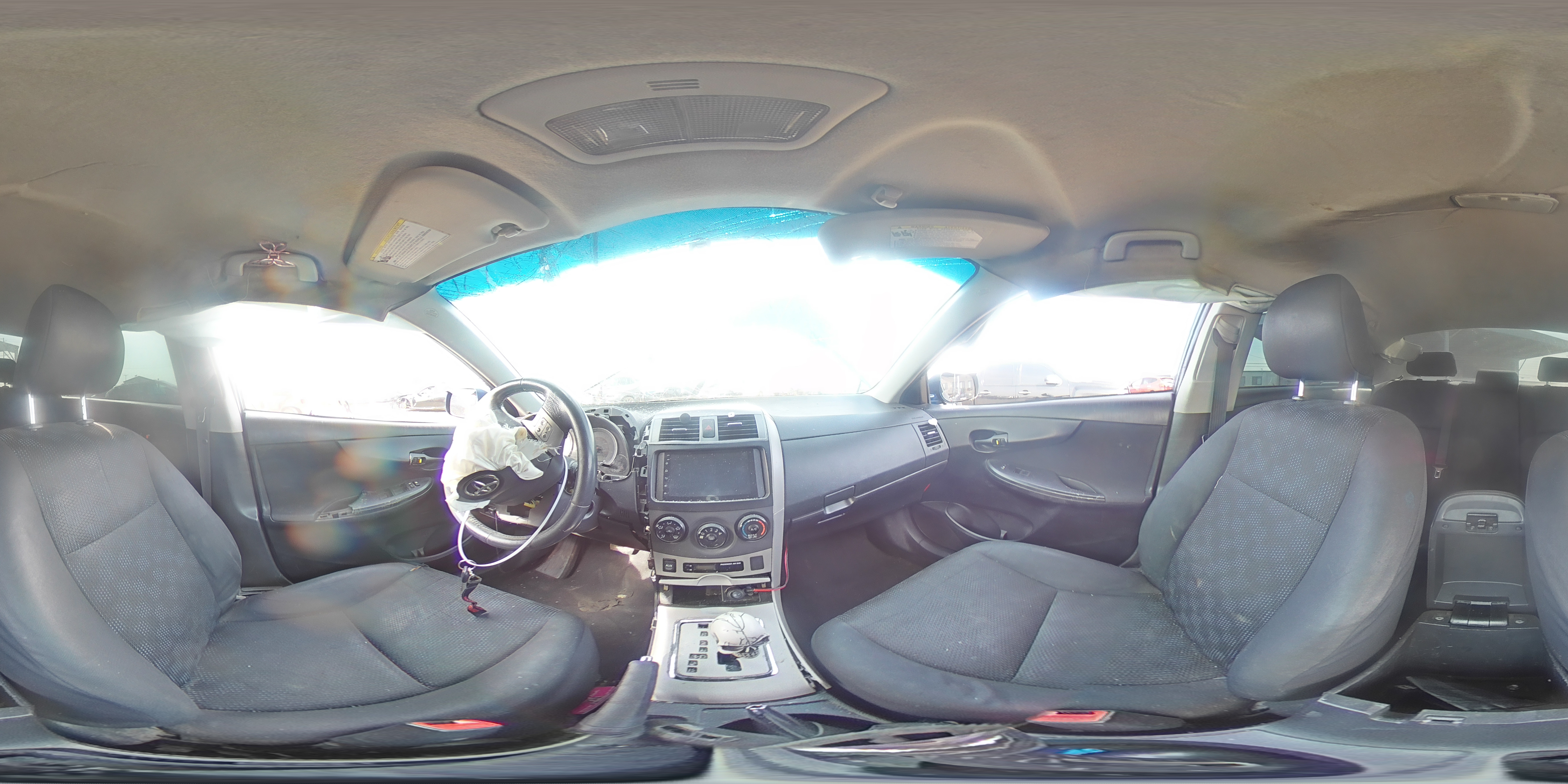 2010 Toyota Corolla - Image 13