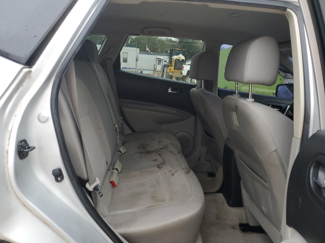 2015 Nissan Rogue - Image 11