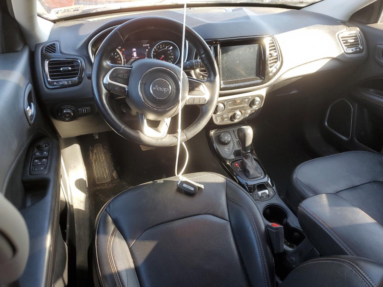 2020 Jeep Compass - Image 8