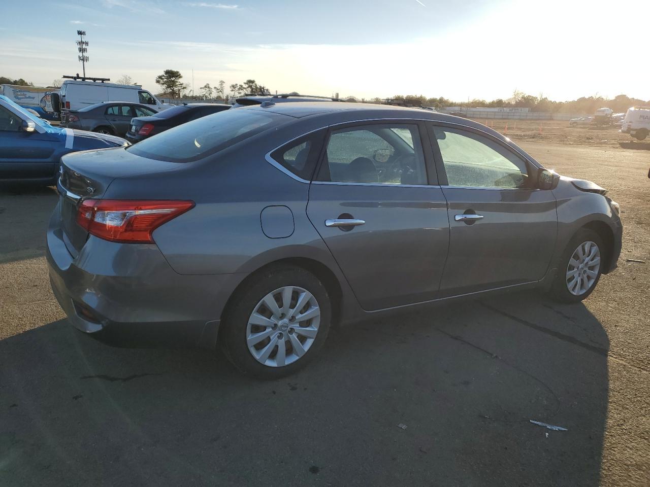 2017 Nissan Sentra - Image 3