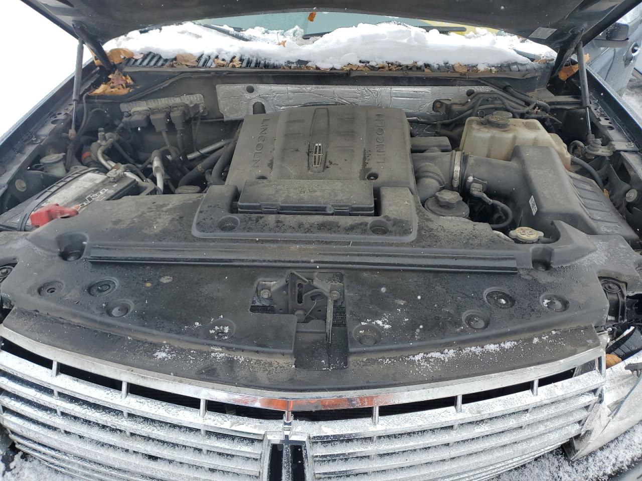 2014 Lincoln Navigator - Image 12