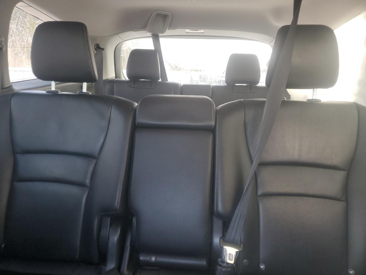 2017 Honda Pilot - Image 10