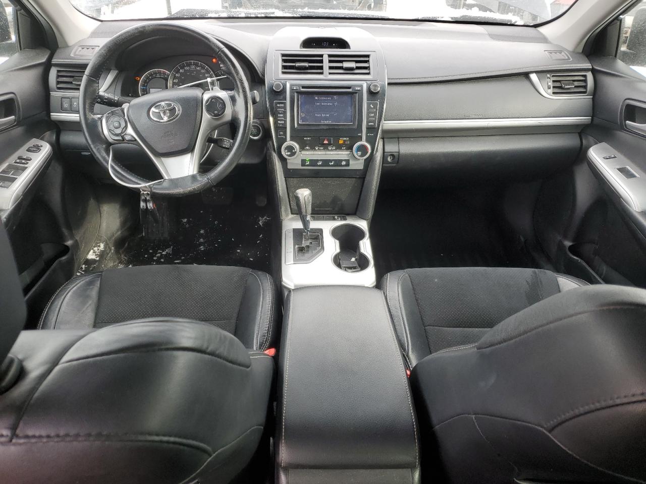 2013 Toyota Camry - Image 8