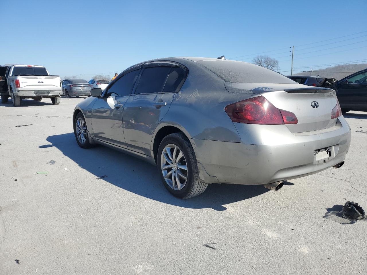 2009 Infiniti G - Image 2
