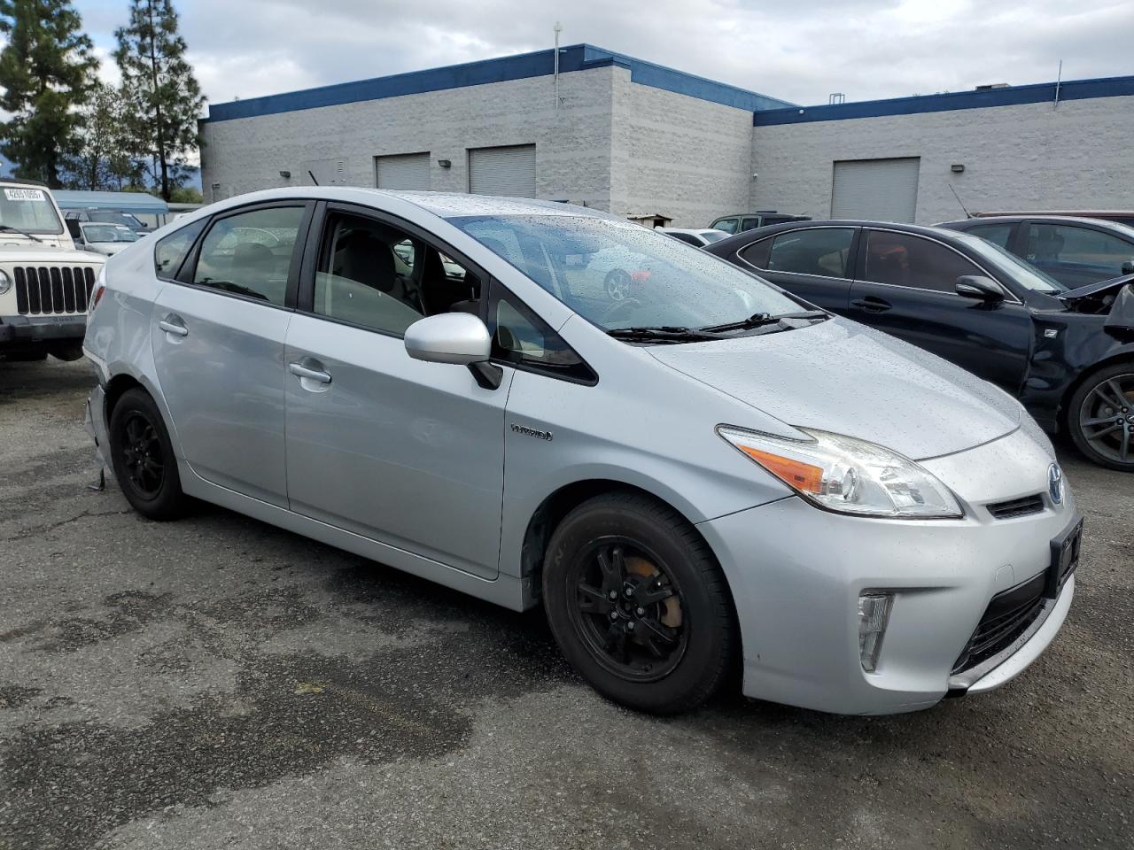 2015 Toyota Prius - Image 4