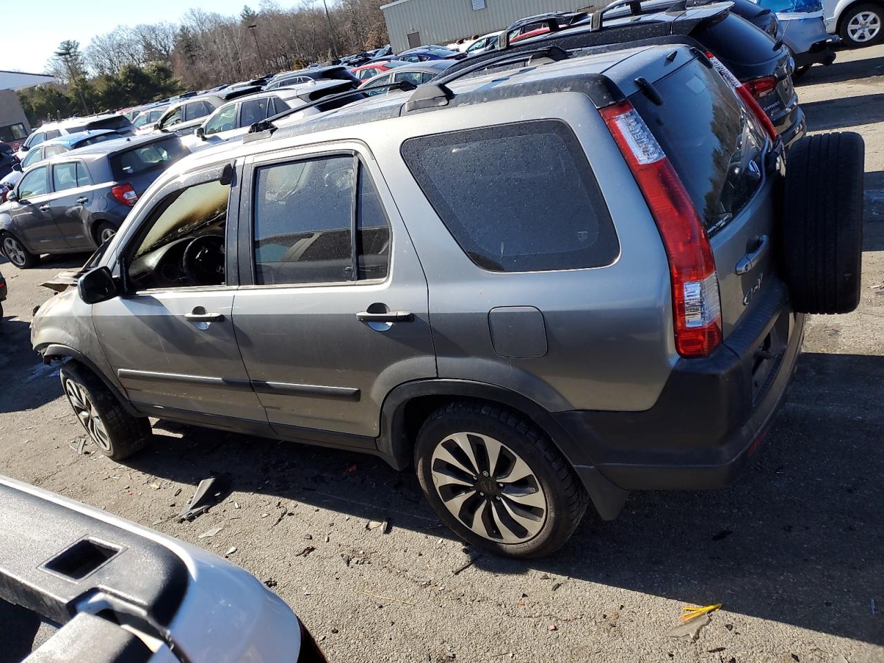 2005 Honda CR-V - Image 2