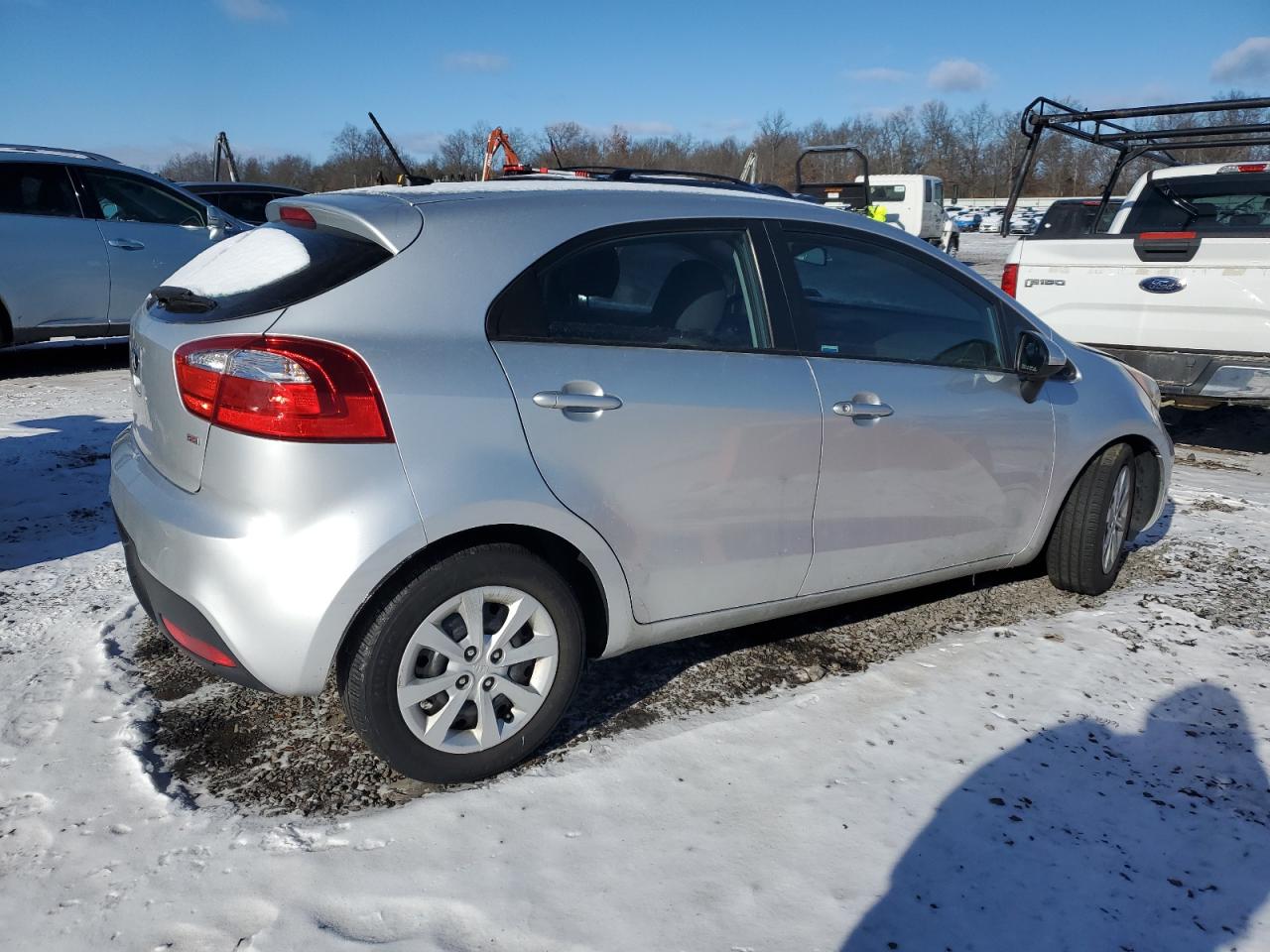 VIN KNADM5A34D6319235 2013 KIA RIO no.3