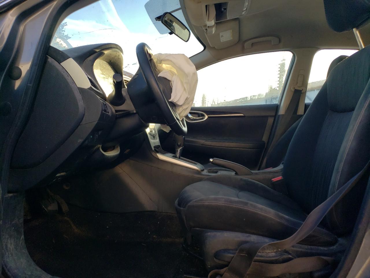 2019 Nissan Sentra - Image 7