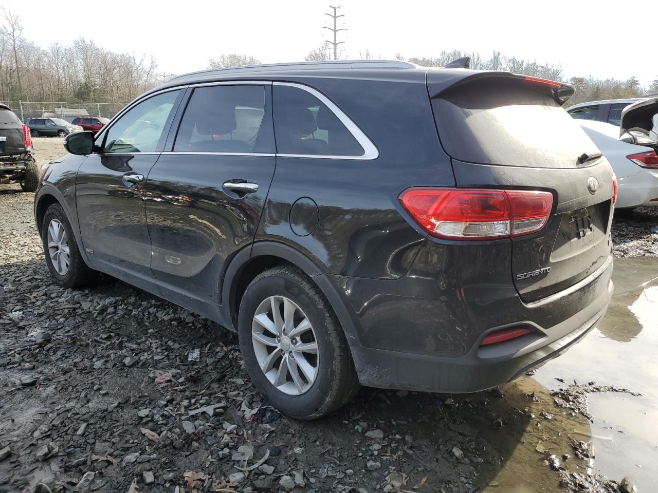 2017 Kia Sorento - Image 2