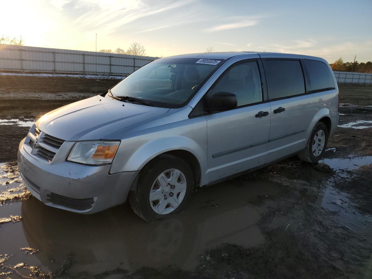 2008 Dodge Caravan - Image 1