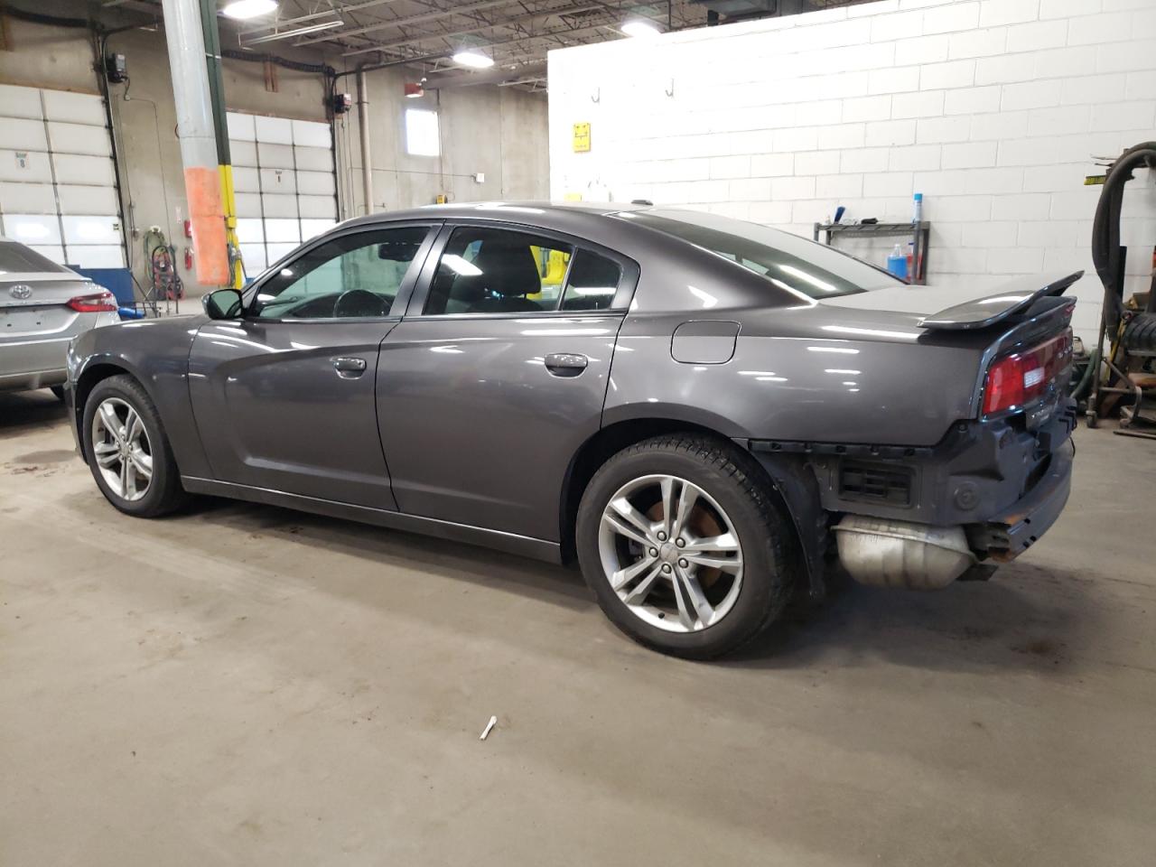 VIN 2C3CDXJGXEH351124 2014 DODGE CHARGER no.2