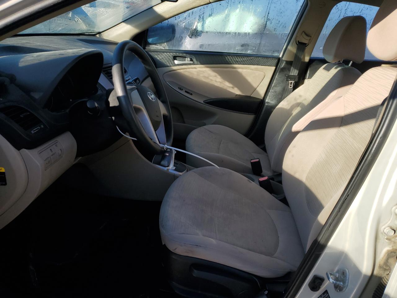 2016 Hyundai Accent - Image 7