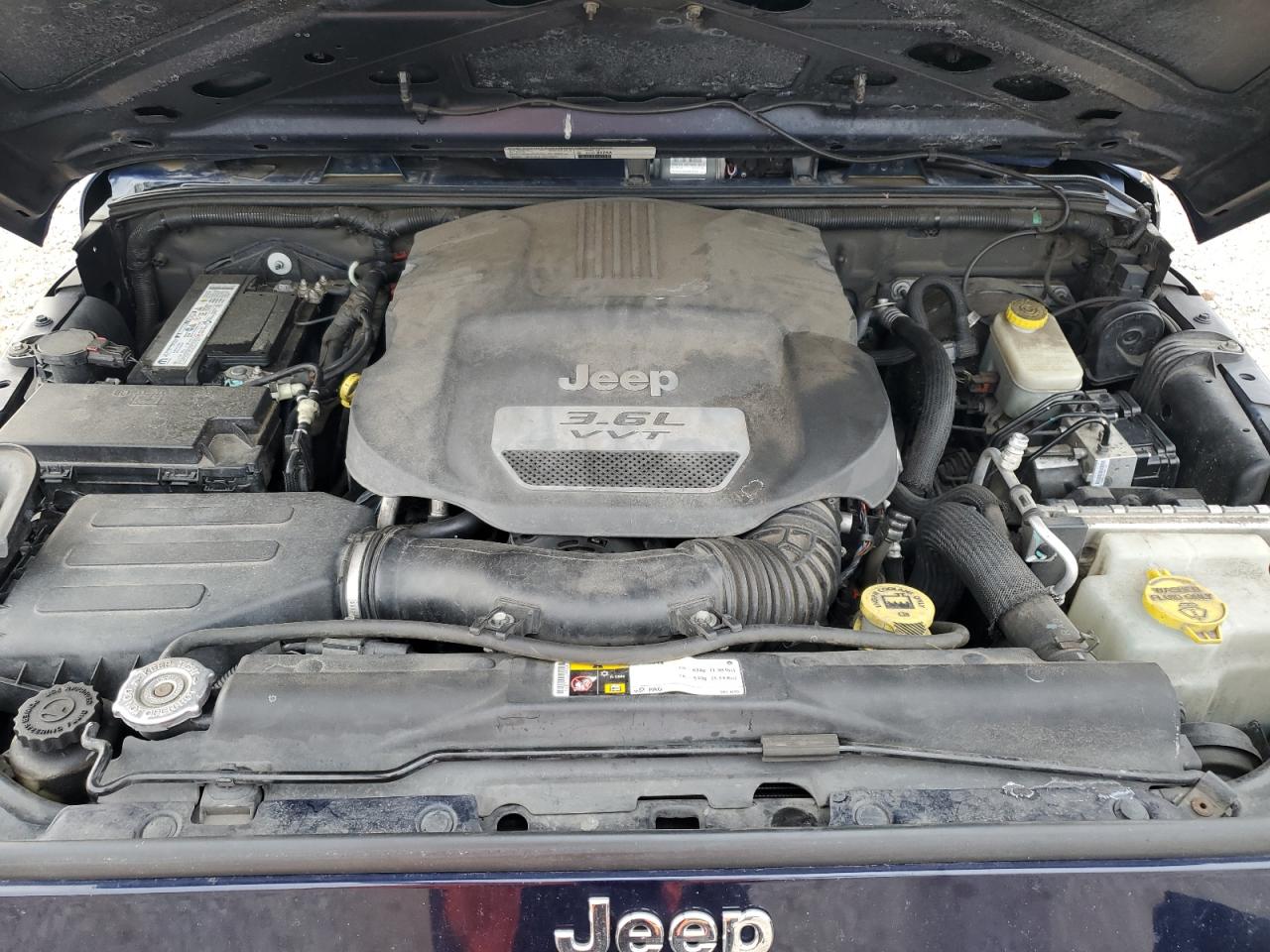 2013 Jeep Wrangler - Image 13