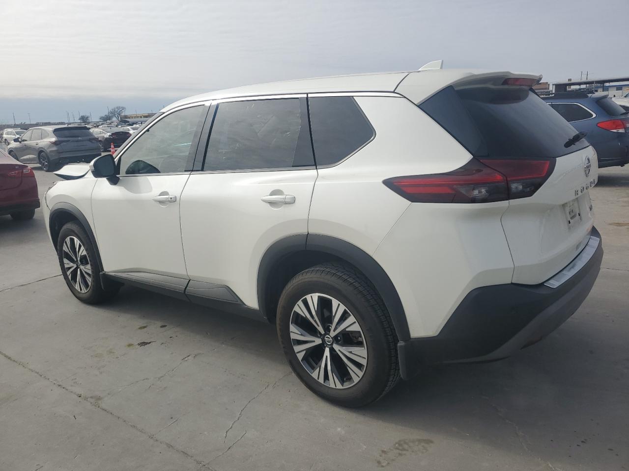 2021 Nissan Rogue - Image 2