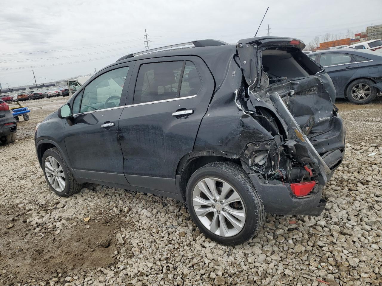 2017 Chevrolet Trax - Image 2