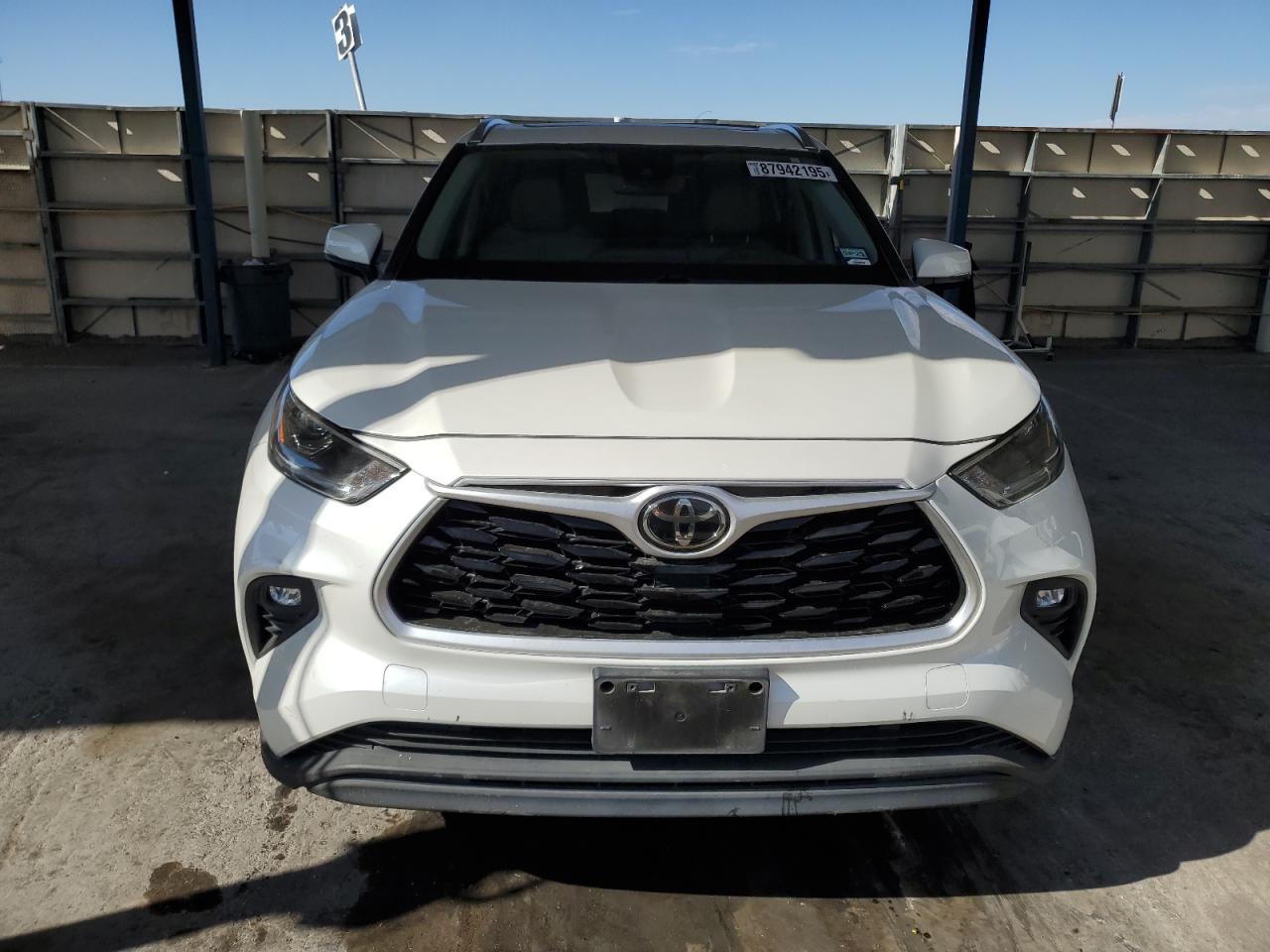 2021 Toyota Highlander - Image 5