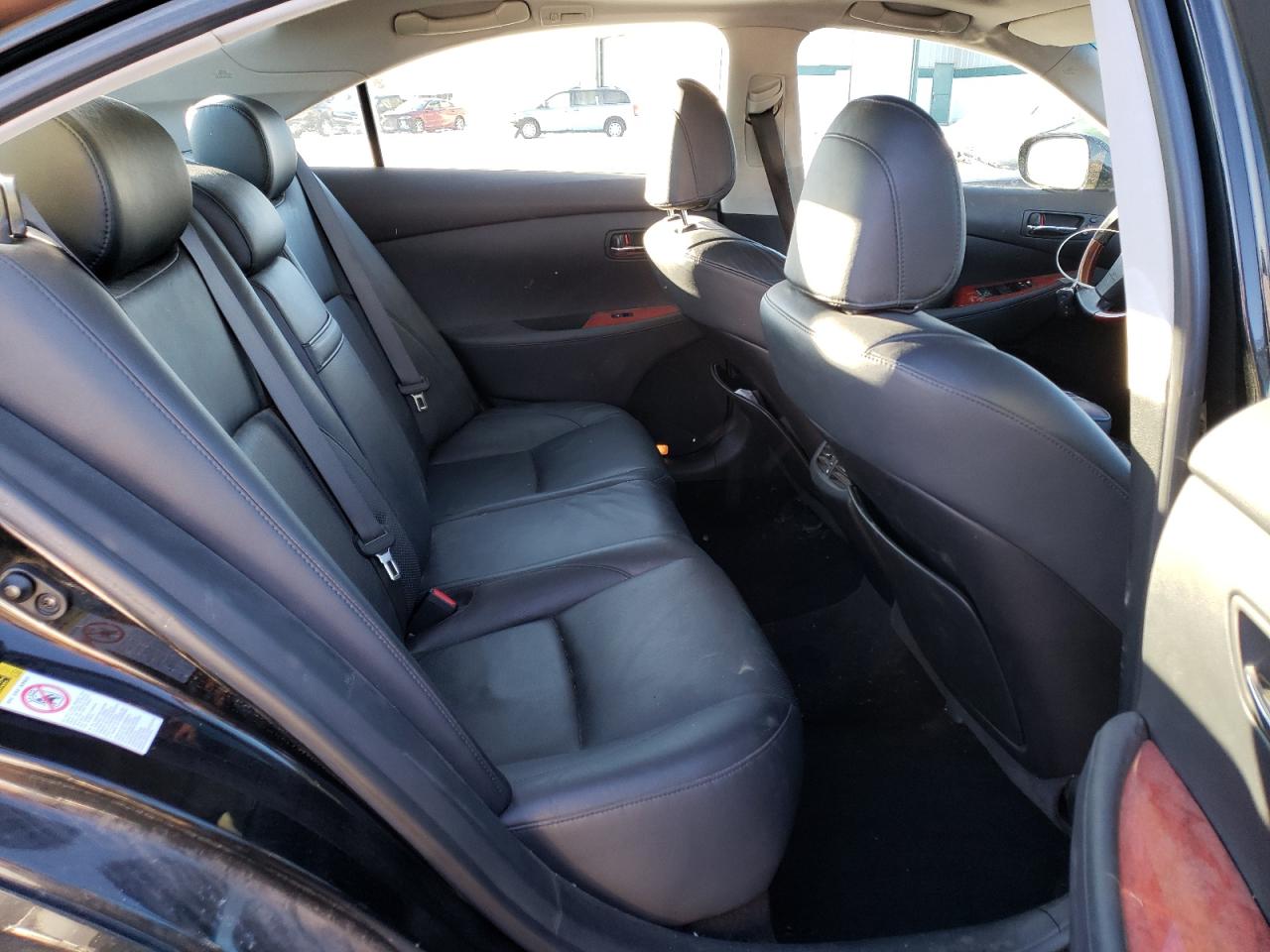 2009 Lexus ES - Image 10