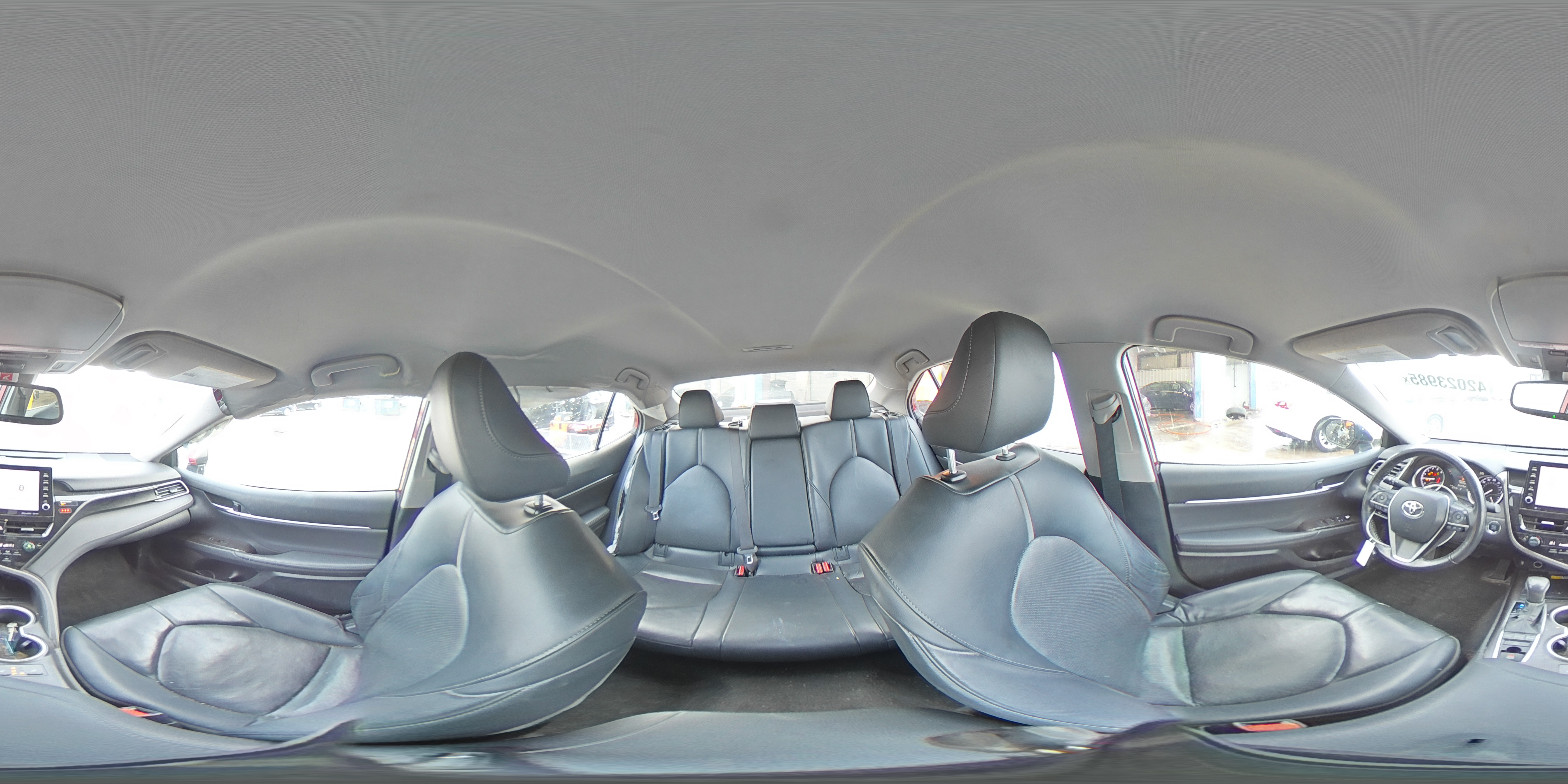 2022 Toyota Camry - Image 14