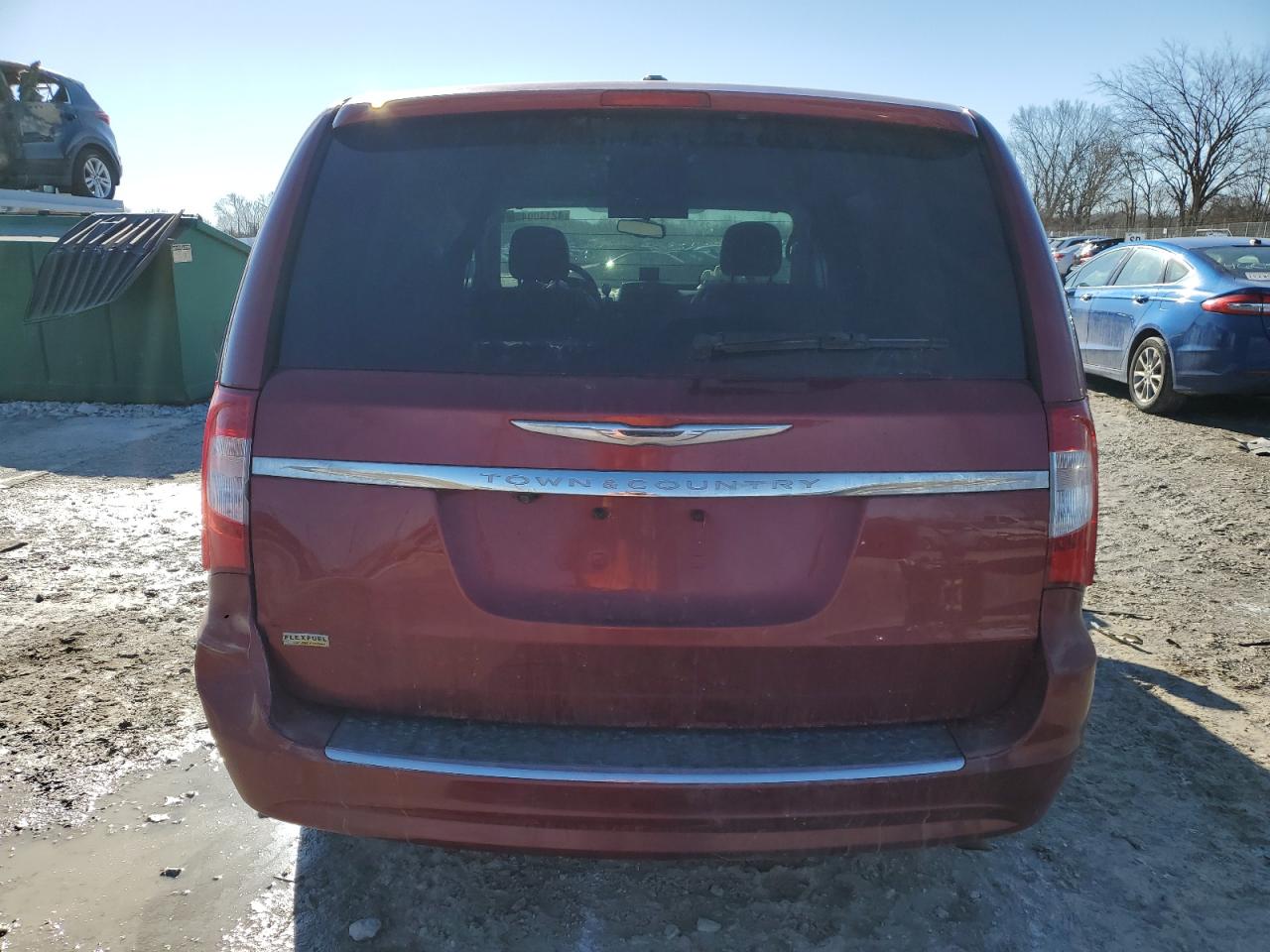 2014 Chrysler Town & Country - Image 6