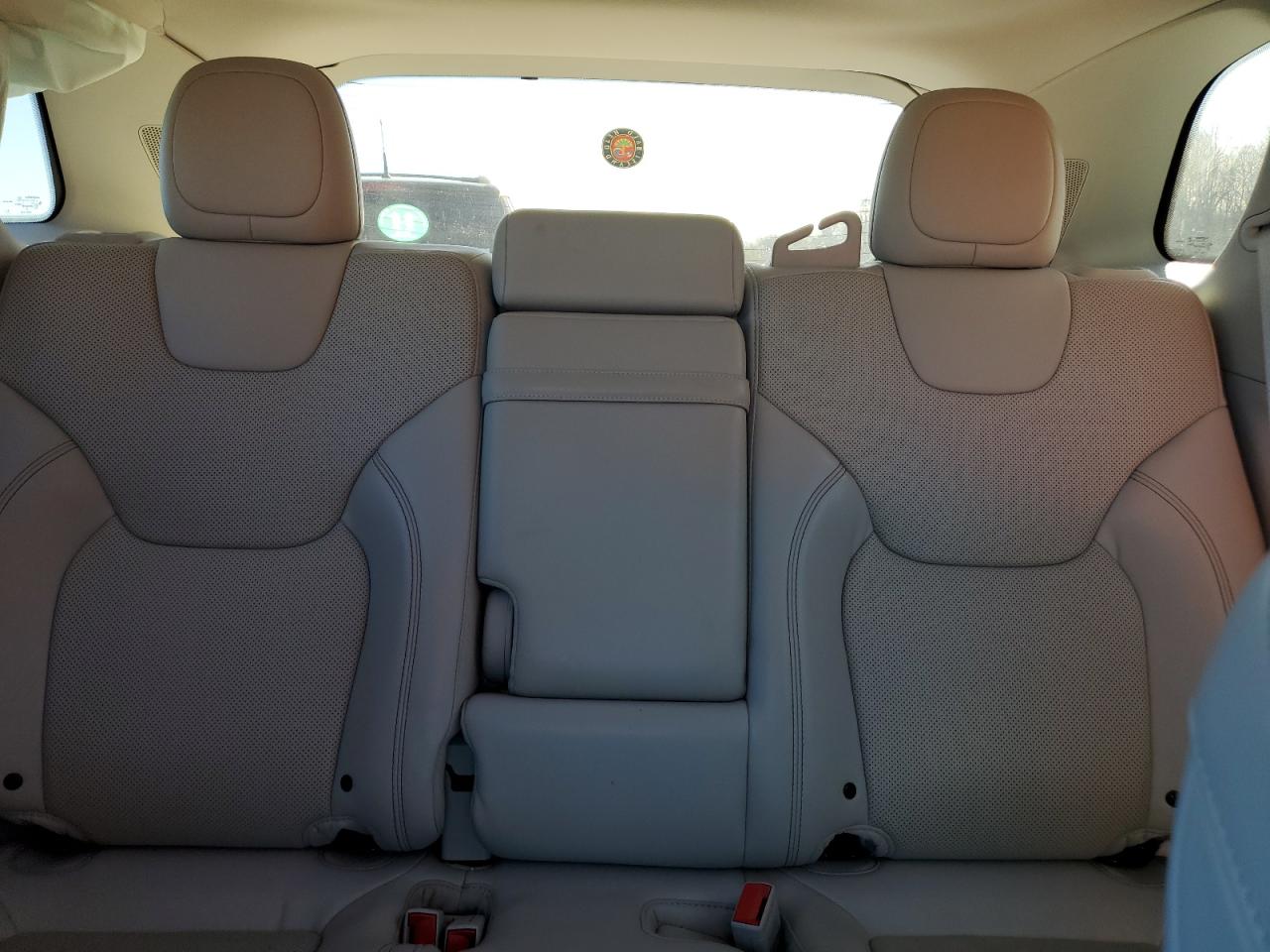 2019 Jeep Cherokee - Image 10