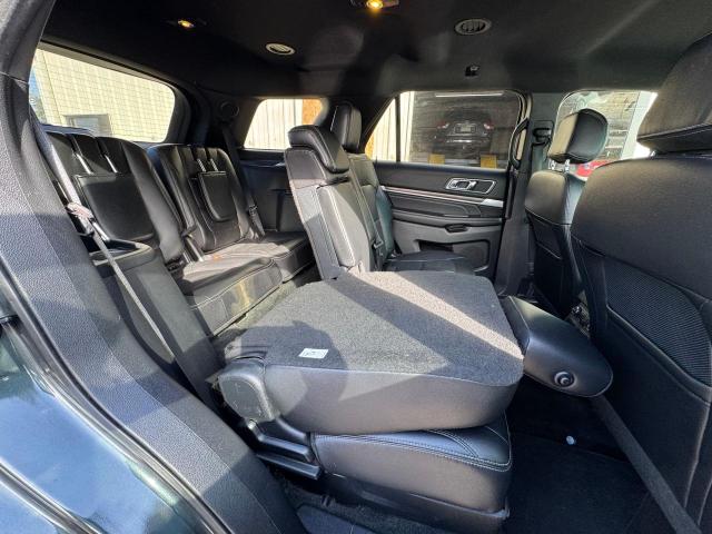 Parquets FORD EXPLORER 2016 Zielony