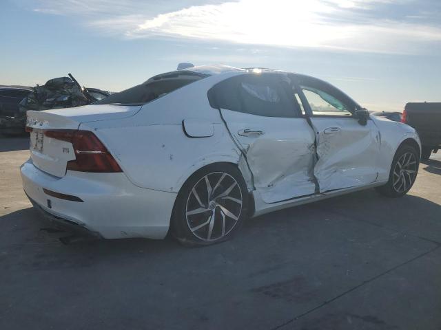  VOLVO S60 2020 Білий
