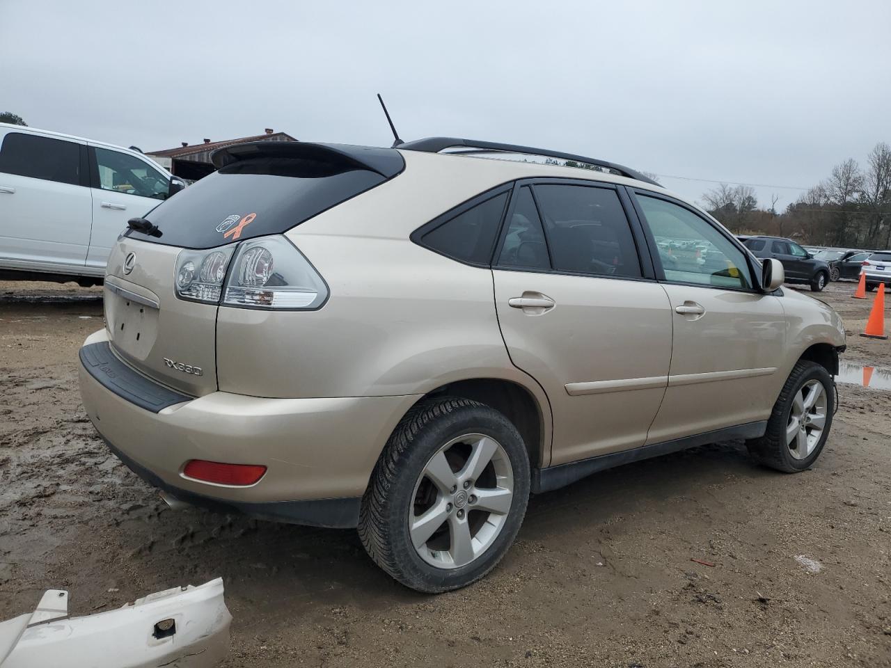 2005 Lexus RX - Image 3